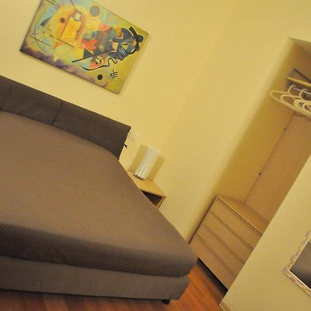 B&B Al Canto Del Cavour Pistoia Buitenkant foto