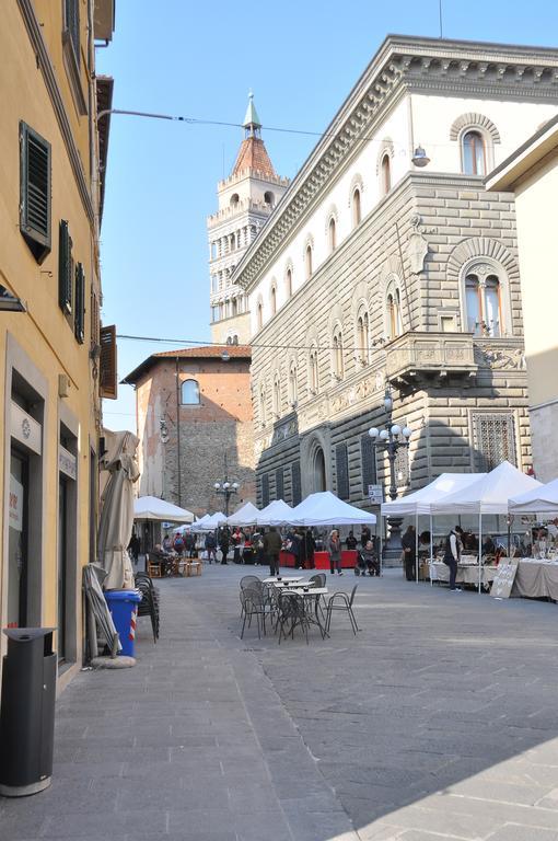 B&B Al Canto Del Cavour Pistoia Buitenkant foto