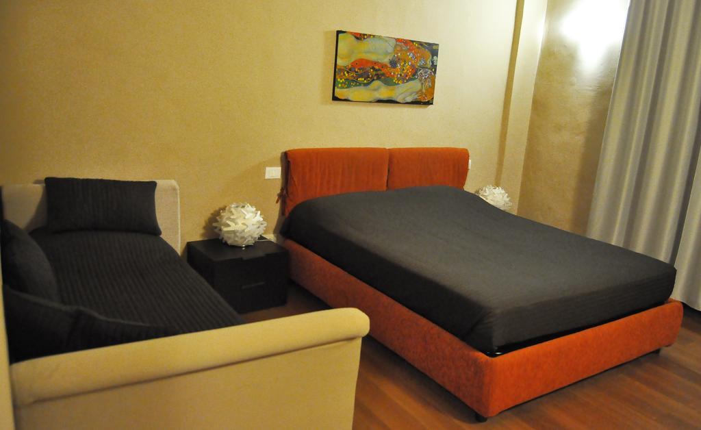 B&B Al Canto Del Cavour Pistoia Kamer foto